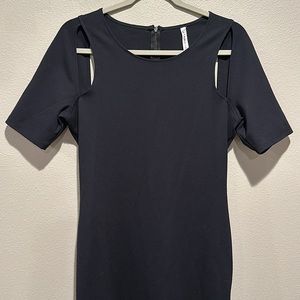 Fabletics short sleeve dress size: medium